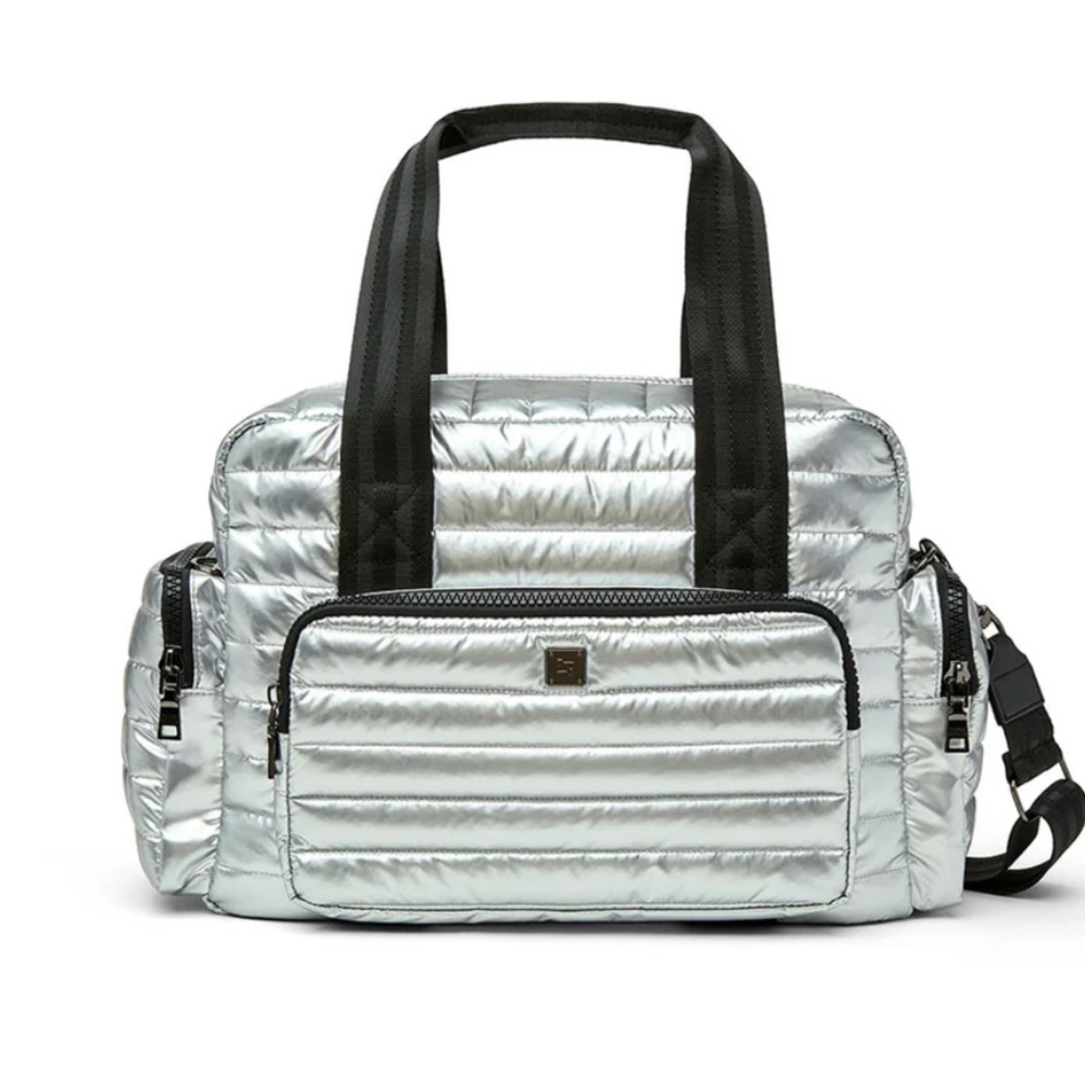 Think Royln Voyager Travel Bag